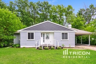 Building Photo - 5406 Utah Ave N