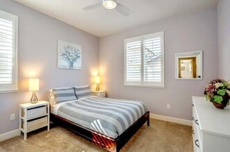 Building Photo - 217 Southpark Ct