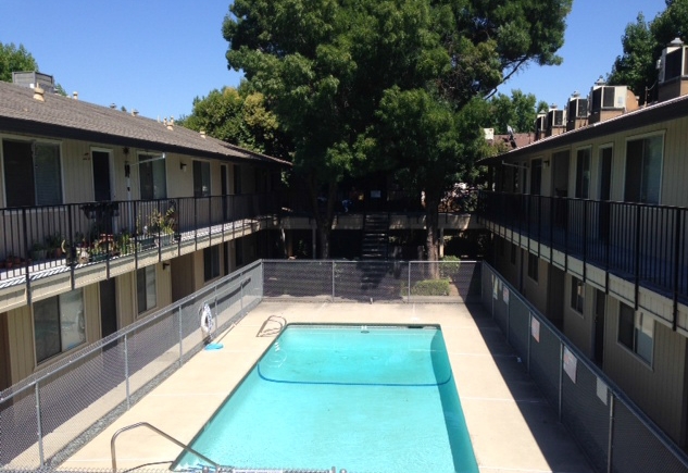 Primary Photo - Forest Wood Apartments