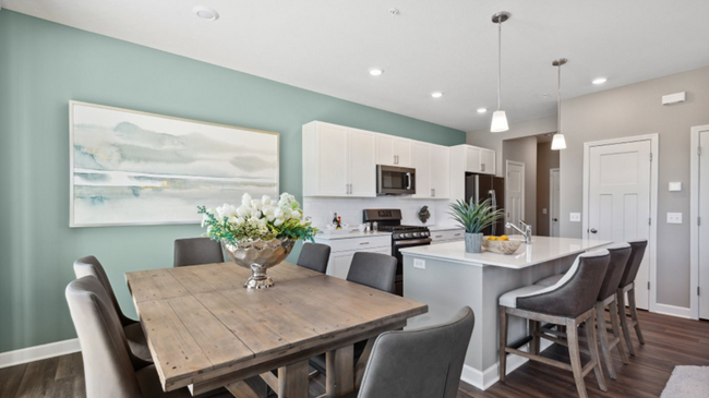 Model Dining - 10714 Wiles Way