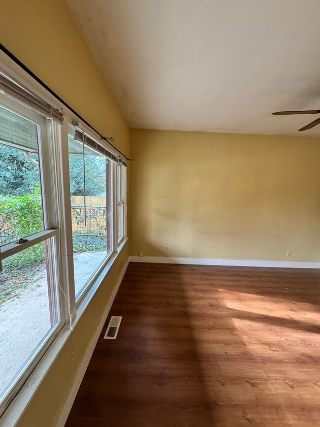 Photo - Taggart St. Apartments