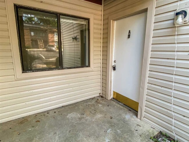 Building Photo - 1445 Willow Bend Way