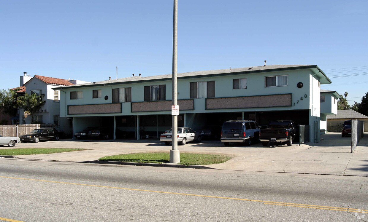 Foto principal - 1740 Hauser Blvd