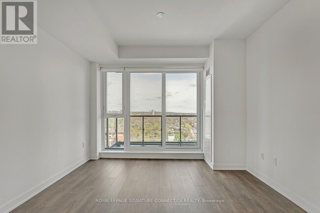 Photo du bâtiment - 130 River St