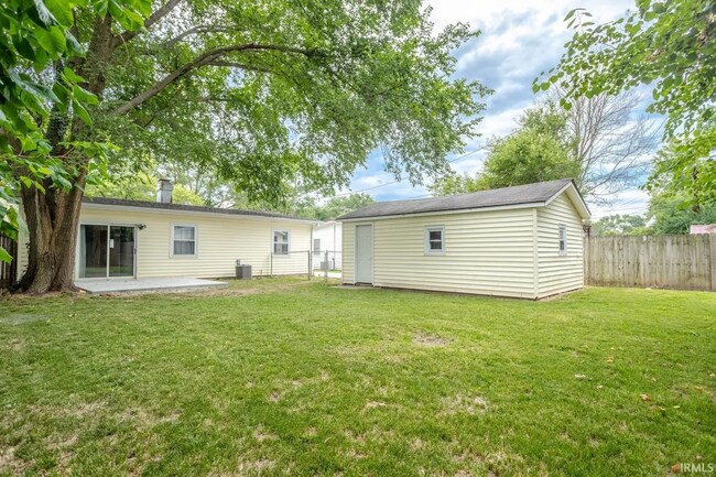 Foto del edificio - 2516 Oxford St