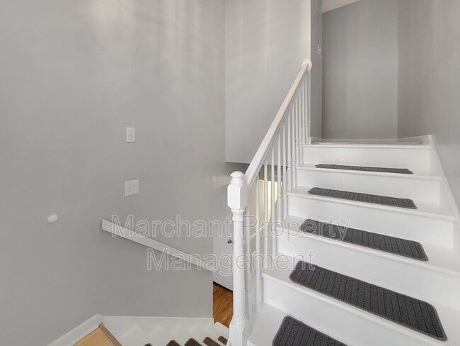 Building Photo - 5 Briarcreek Pl