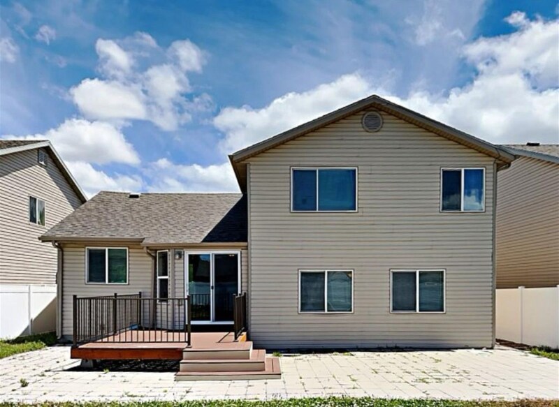 Foto principal - 261 Walton Dr