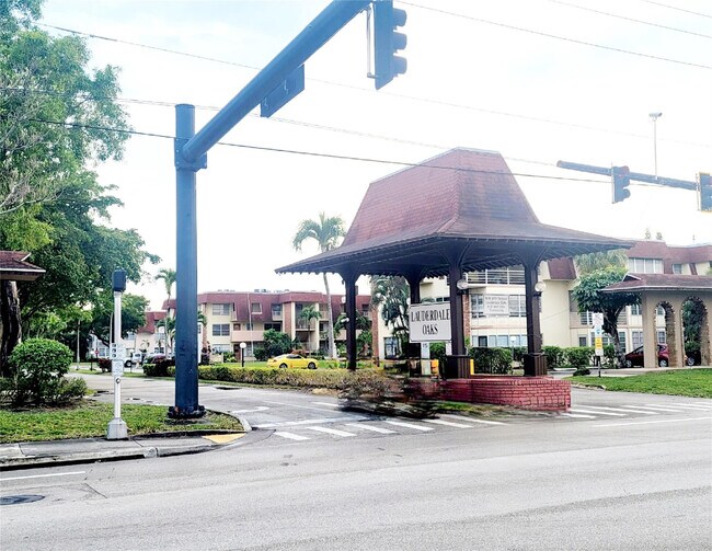 Foto del edificio - 2901 NW 47th Terrace