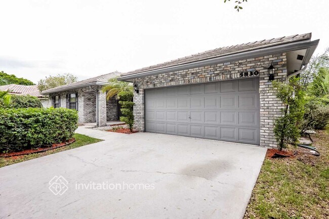 Foto del edificio - 5830 NW 40th Ln