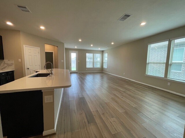 Foto del edificio - 7219 Escondido Dr