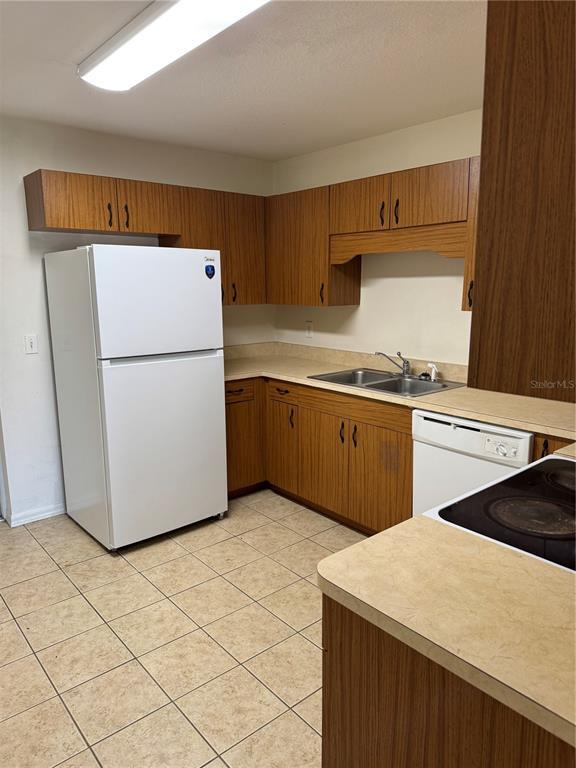 Building Photo - 7059 Midway Terrace