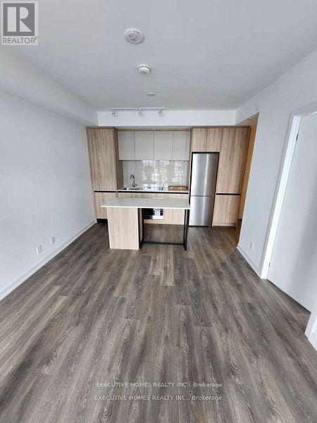 Photo du bâtiment - 7950 Bathurst St