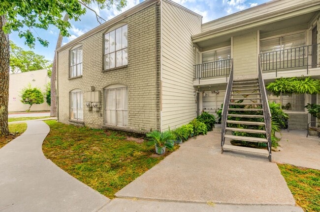 Foto del edificio - 6200 W Tidwell Rd