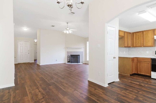 Foto del edificio - 203 Paradise Ln