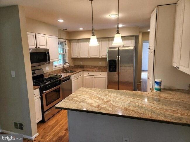 Building Photo - 8314 Bound Brook Ln