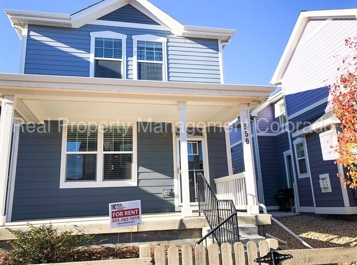 Primary Photo - Gorgeous 3 Bedroom home in Indian Peaks South