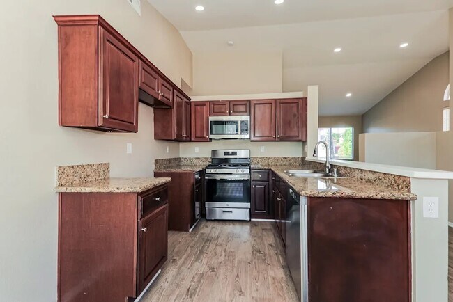 Foto del edificio - 3346 N Carnation Dr