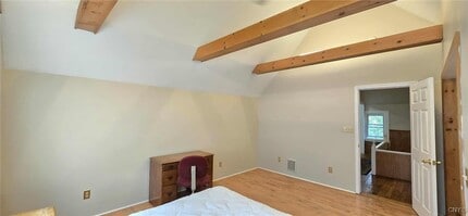 Building Photo - 50 Lincoln Ave