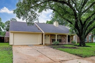 Building Photo - 18163 Brooknoll Dr