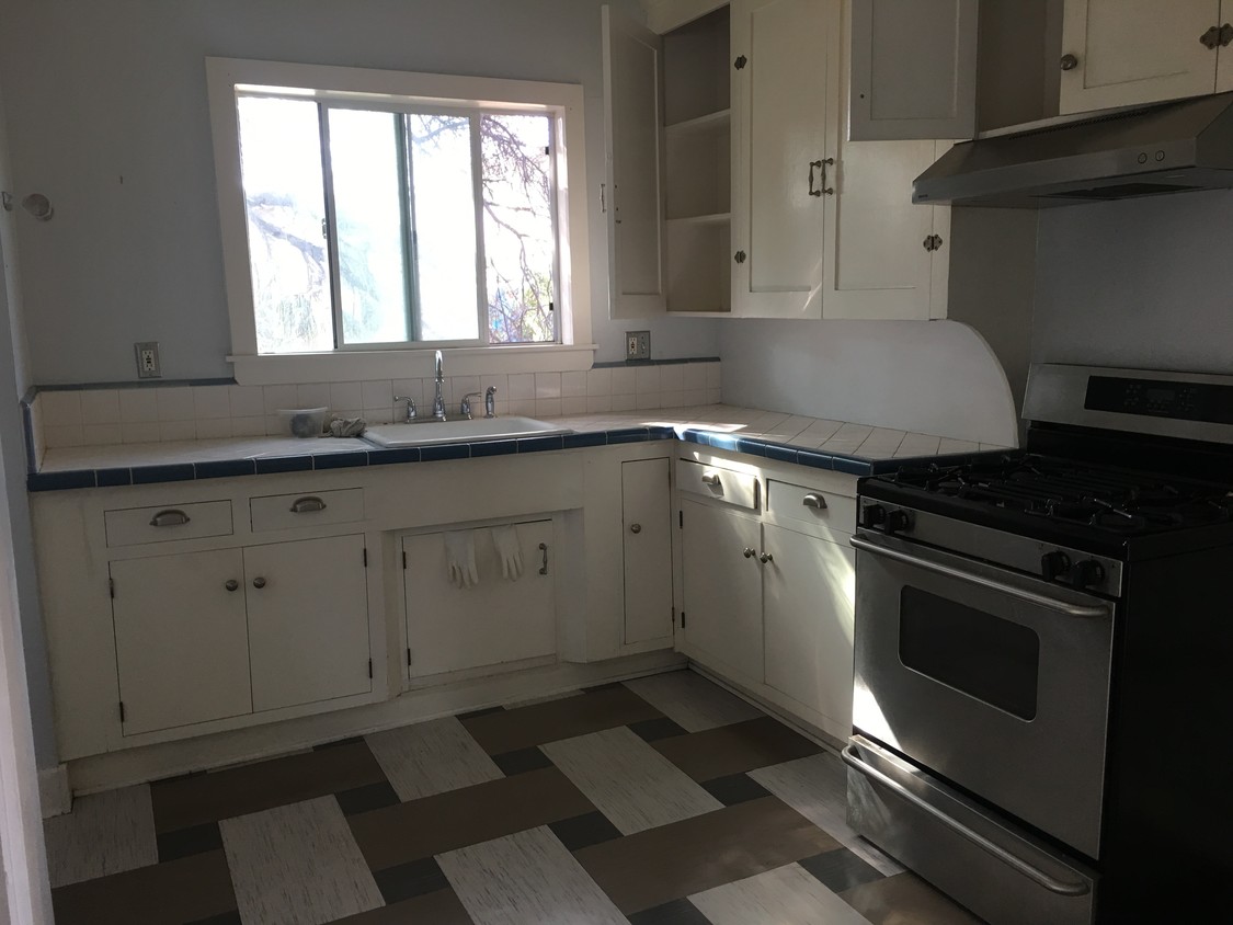 Foto principal - 1116 Marion Ave