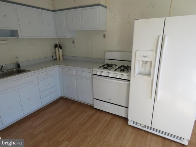 Foto del edificio - 12839 Elnora Rd