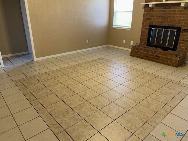 Building Photo - 1805 Galaxy Dr