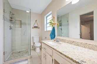 Building Photo - 281 Weldon Dr