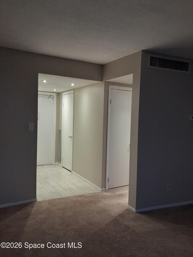 Foto del edificio - 3190 N Atlantic Ave