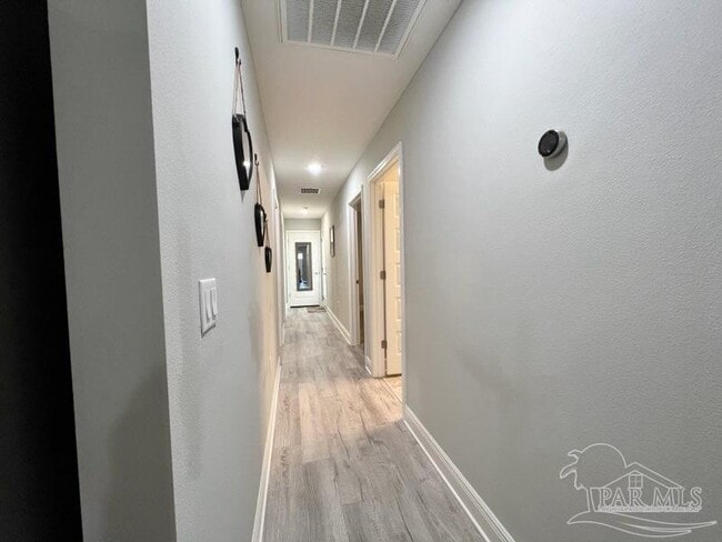 Foto del edificio - 8829 Smiley Ct