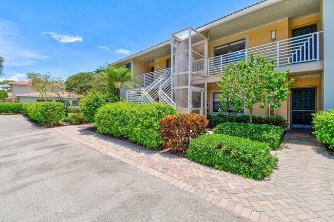 Foto del edificio - 17 Southport Ln
