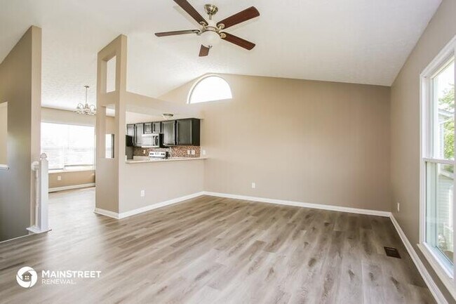 Building Photo - 752 HURLOCK LN, GALLOWAY, OH 43119