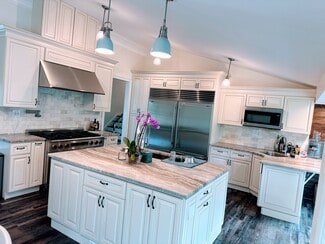 Building Photo - 536 Cardinal Dr