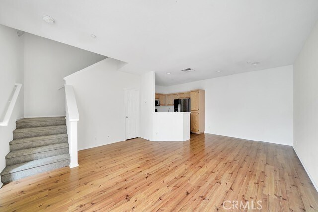 Building Photo - 1402 Elk Grove