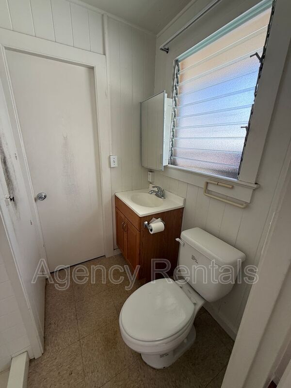 Foto del edificio - 1141 Rycroft St
