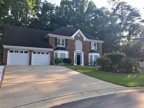 Building Photo - 3014 Eglantine Ct