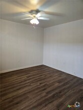 Building Photo - 309 Sunset Ln
