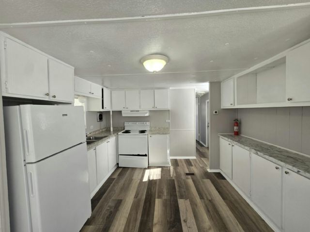 Foto del edificio - 2850 New Tampa Hwy