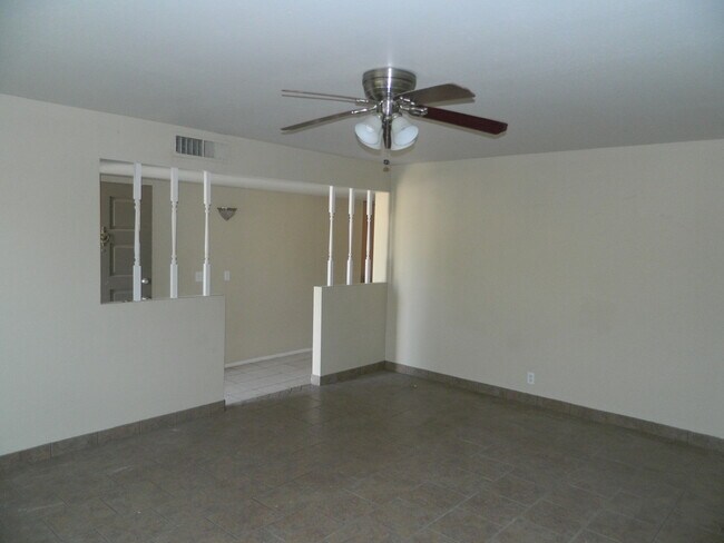 Building Photo - Spacious 4 Bed/2 Bath  in Mesa