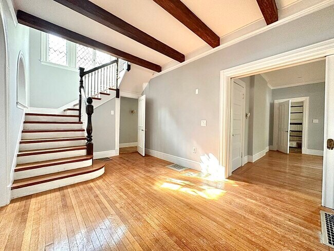 Foto del edificio - 15 Kirkland Rd