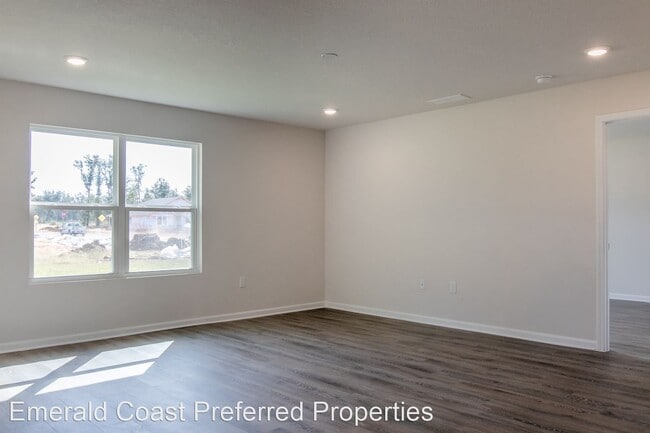 Building Photo - 4 br, 2 bath House - 5428 Peach Dr,
