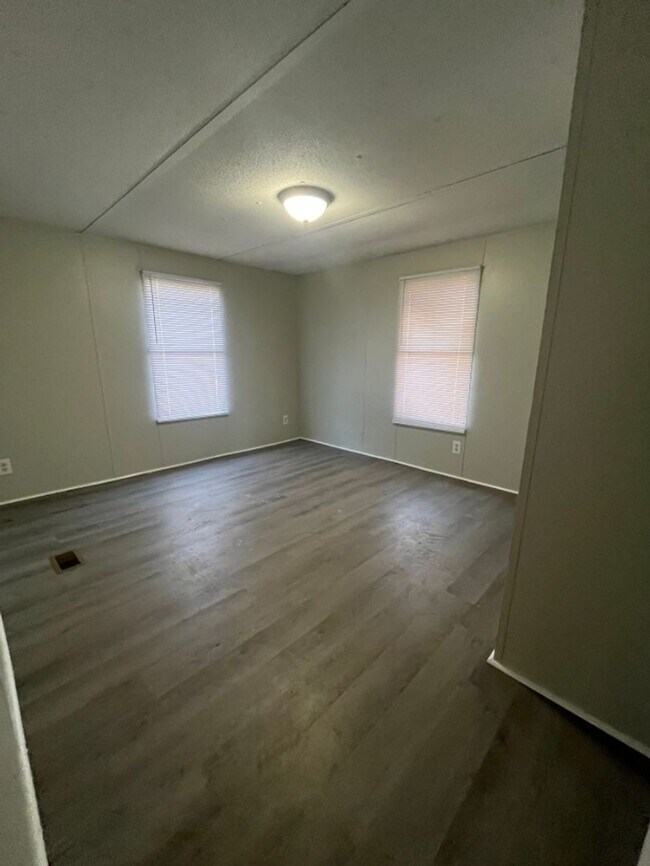 Foto del edificio - 3 bed 2 bath MH - Hazlehurst