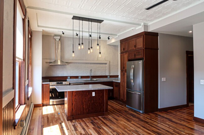 Apartamento 3B Cocina - 223 Lisbon St