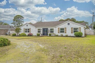 Building Photo - 7617 Glenwood Dr