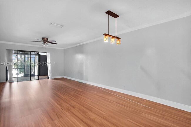 Foto del edificio - 1440 NW 97th Terrace