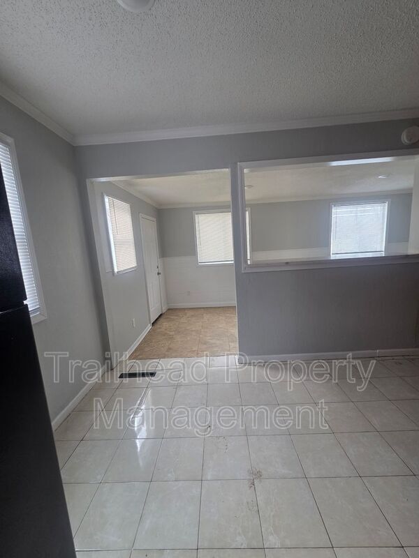 Foto del edificio - 5132 Skiles Ave