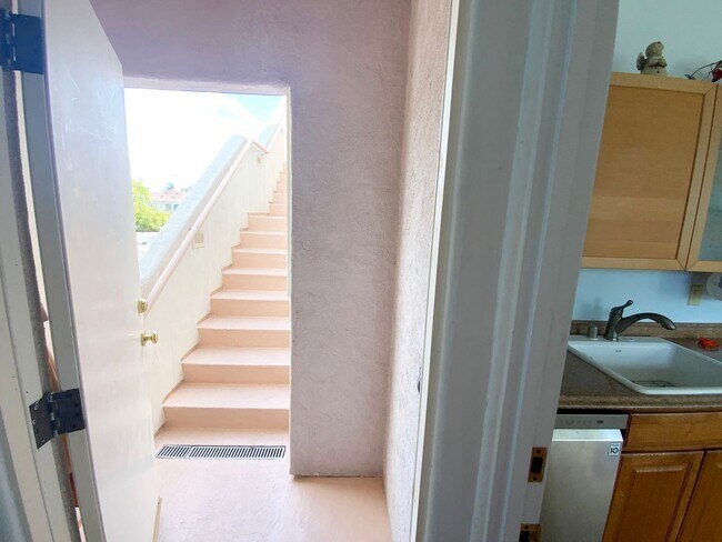 Foto del edificio - 1bd/1ba Apartment with San Diego Bay Views