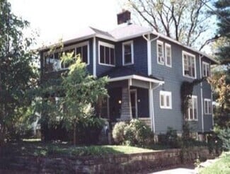 Building Photo - 716.5 S Park Ave