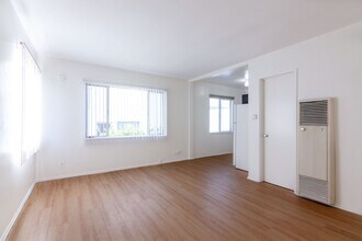 Building Photo - 1243 Federal Ave