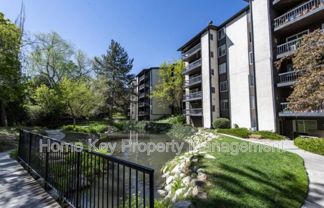 Building Photo - 4943 S Eastridge Ln