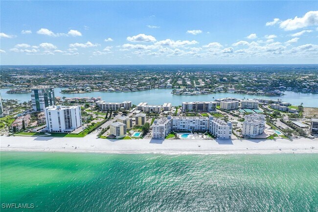 Foto del edificio - 3443 Gulf Shore Blvd N